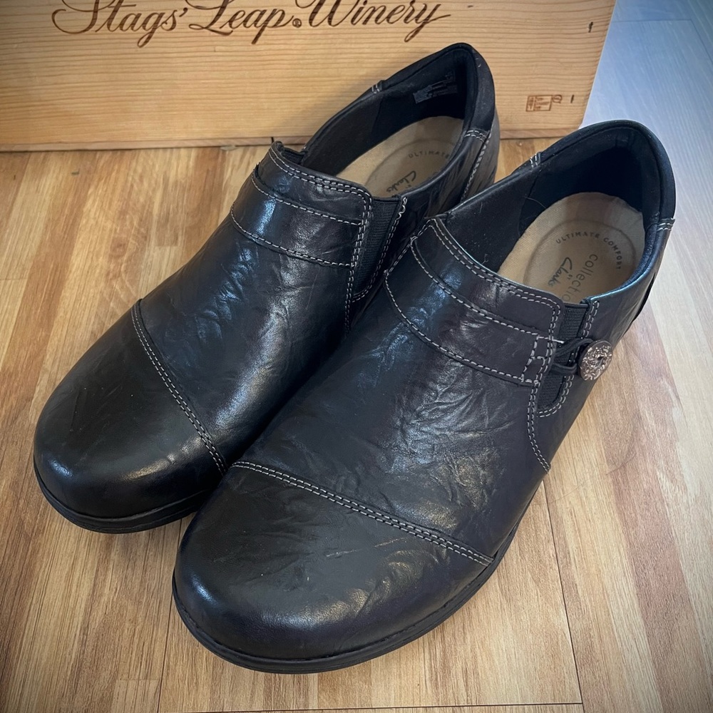 Collection By Clarks Cheyn Crystal Loafer 9.5